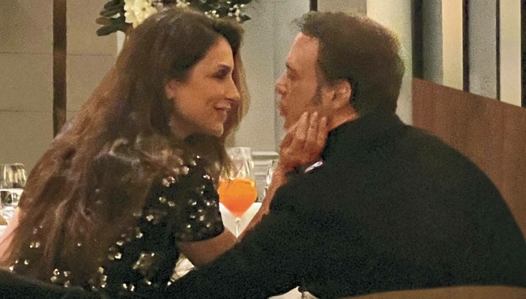 Luis Miguel Se Muestra Enamorado De Su Comadre