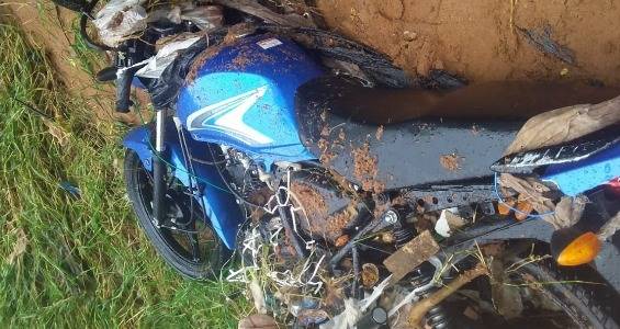 Trágico final: Motociclista muere ahogado en raudal