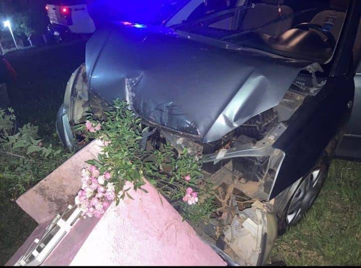 Nicho al costado de la ruta detuvo un auto que estaba siendo robado