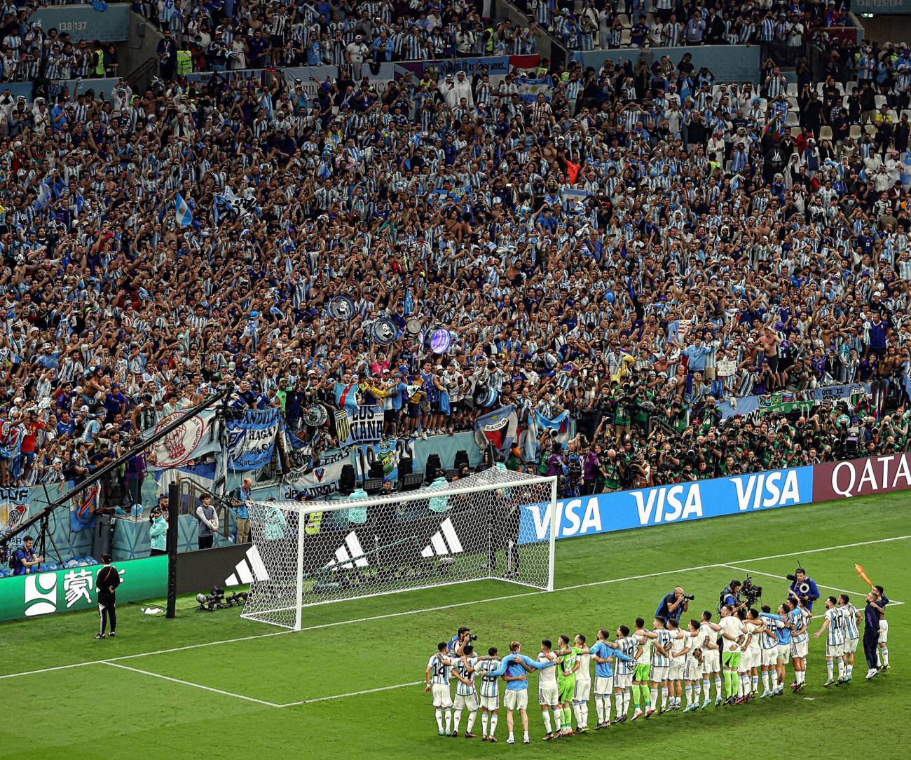 Mundial 2022: Se estima que 50 mil curepas alentarán a su selección el domingo en Qatar