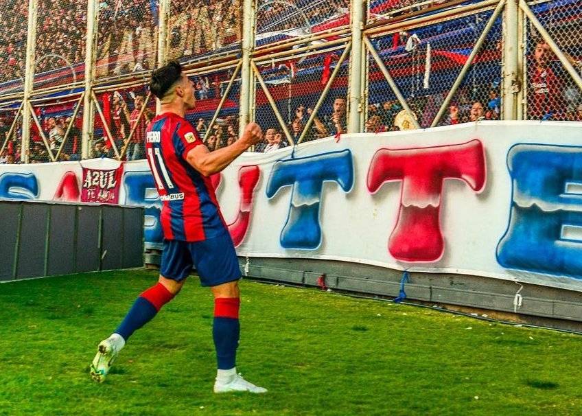 San Lorenzo de Almagro compró el pase de un delantero paraguayo