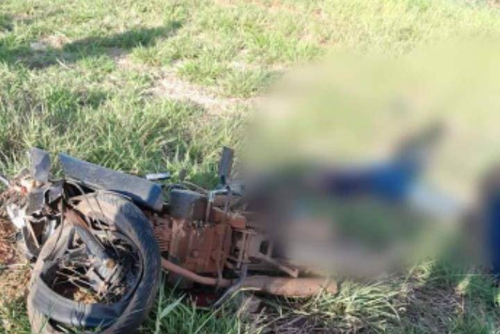 Un muerto y dos machucados dejó triple choque de motos