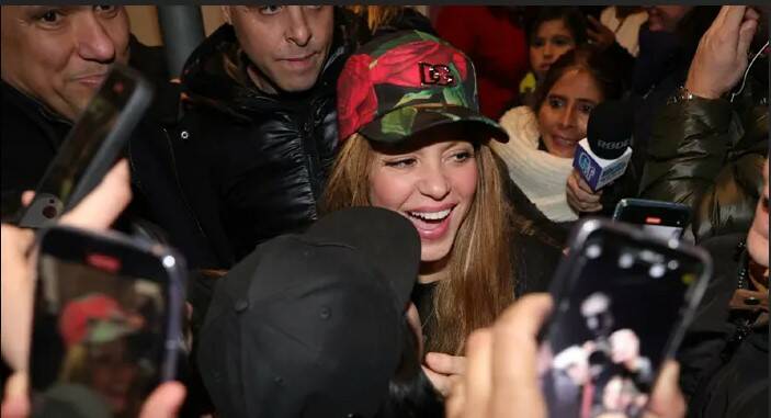 VIDEO] Shakira festejó con sus fans su primer cumple tras separarse