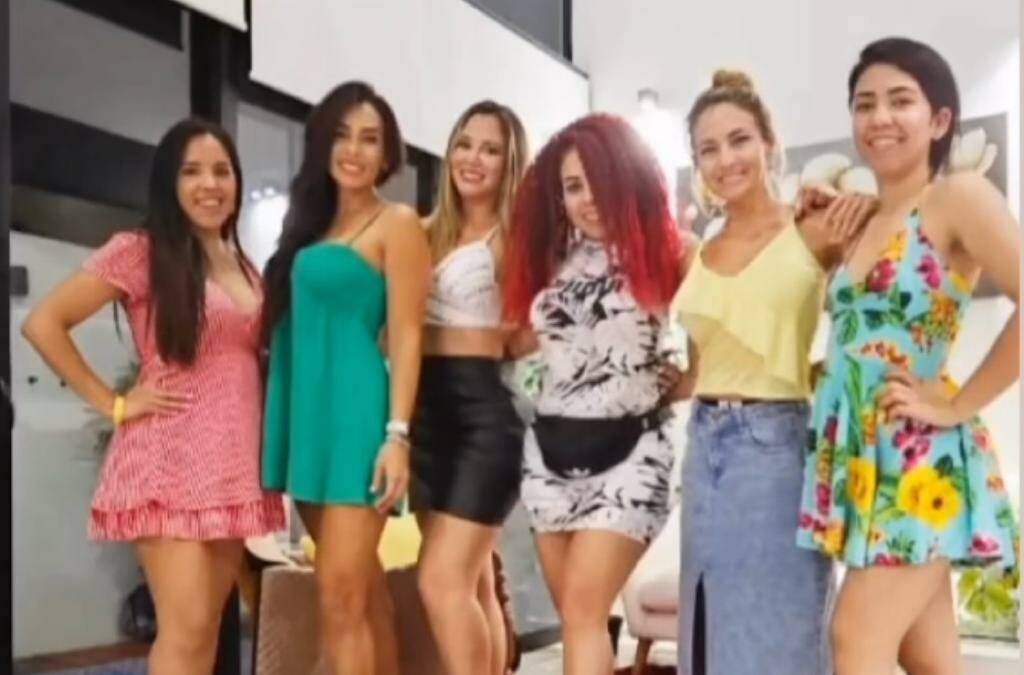 [VIDEOS] Recibieron a Techy en Cancún con sopa paraguaya y asado