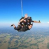 “Saltá a la libertad”, la jornada de paracaidismo para compartir en familia