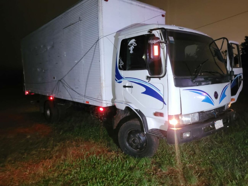 ¡Son infumables! Asaltantes pelaron un camión que estaba transportando cigarrillos electrónicos