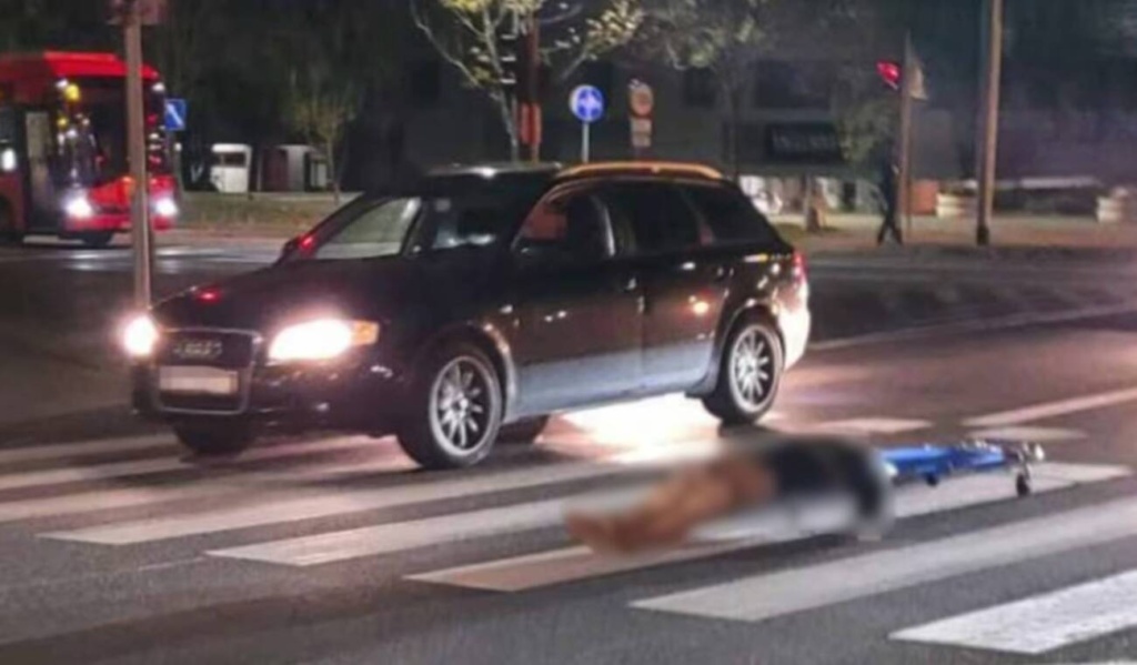 “¡Señor! ¡señor!… ¡¡¡se cayó el muerto!!!”: insólito momento con un coche fúnebre