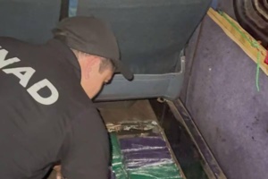 Fiscalía pescó otro “narco bus” de “turismo” que ni Pablo Escobar se iba animar a manejar